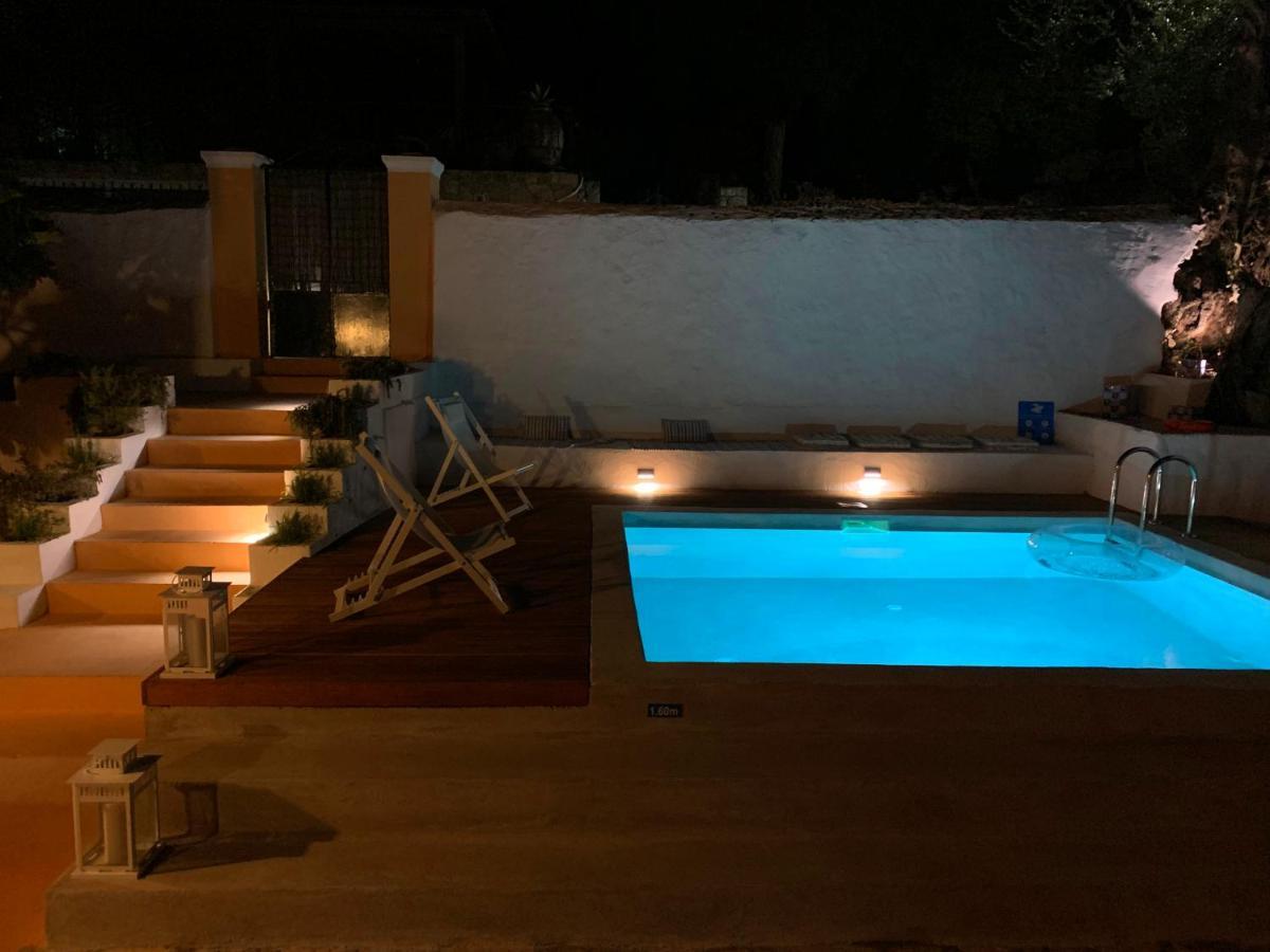 Theano Cottage Gaios Ngoại thất bức ảnh